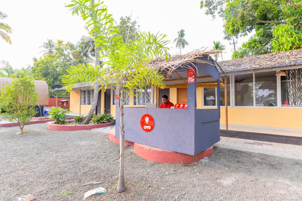 Oyo 5237 Island Lake Resort Alappuzha Exterior foto